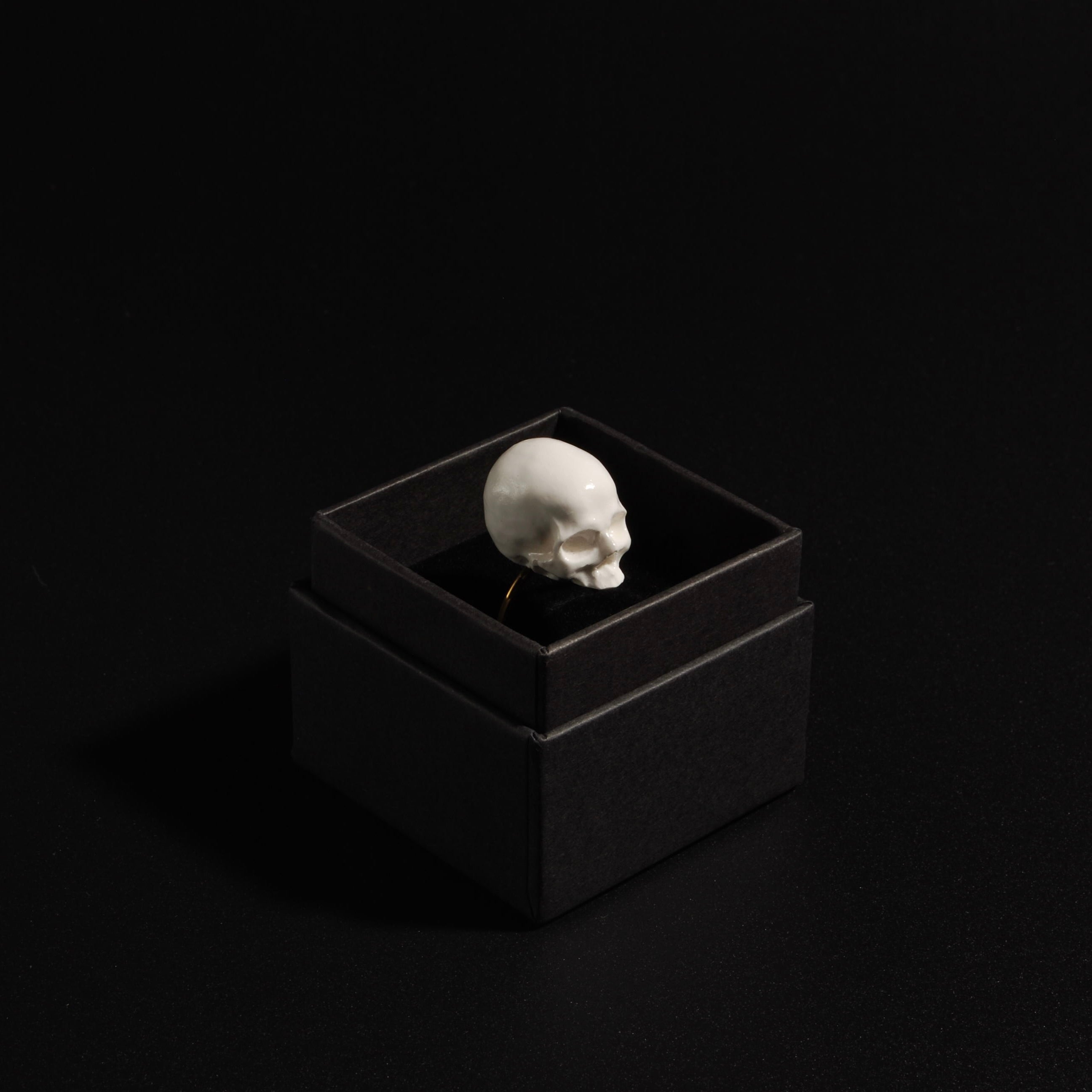Anello Mezzo Teschio - Base Sottile