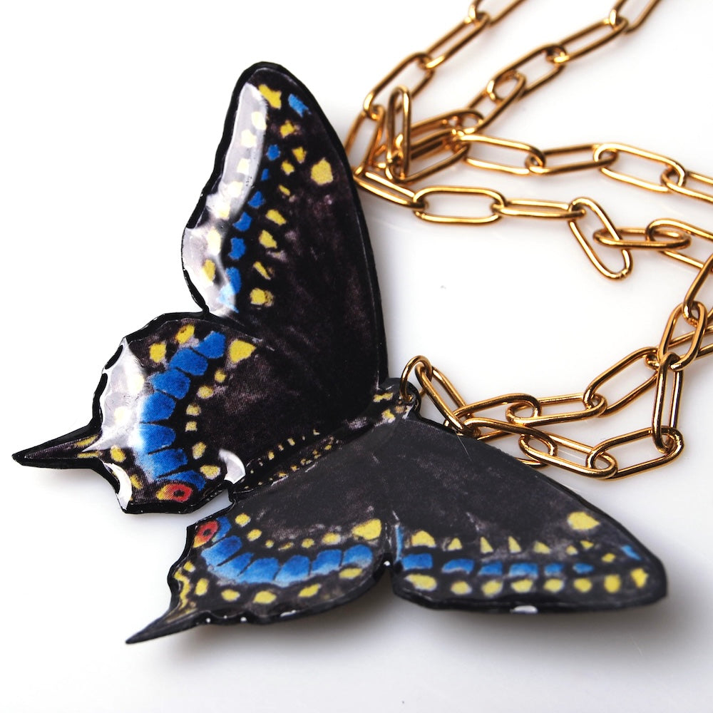 pendente collana con farfalla nera