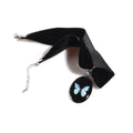 choker in velluto nero con pendente ovale e farfalla blu