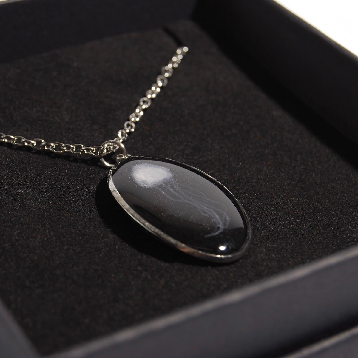 Collana Medusa con Base Media