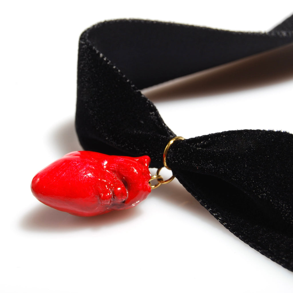 Choker Pendente Cuore Anatomico - Velluto Nero
