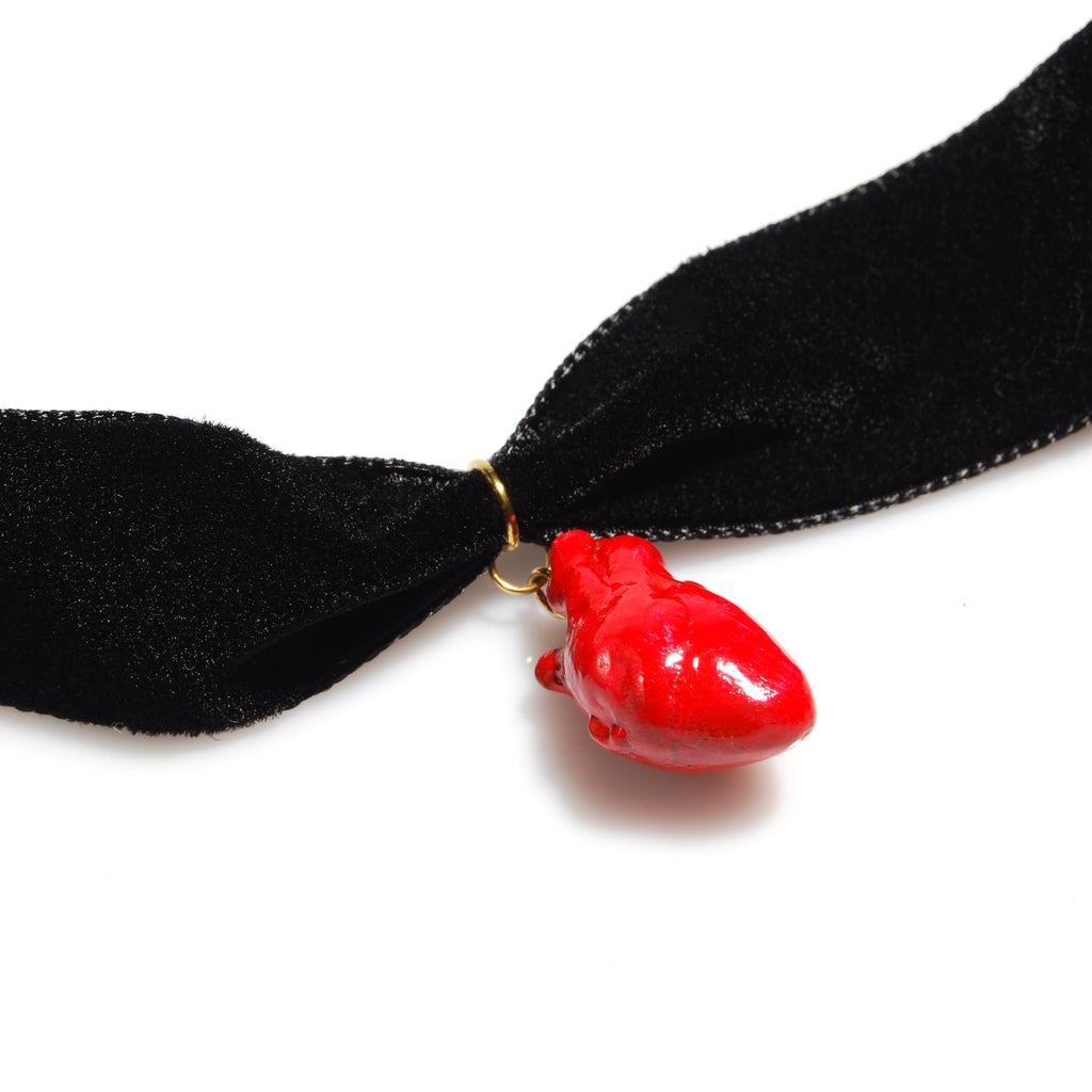 Choker Pendente Cuore Anatomico - Velluto Nero