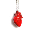 collana catena sottile con pendente cuore anatomico rosso
