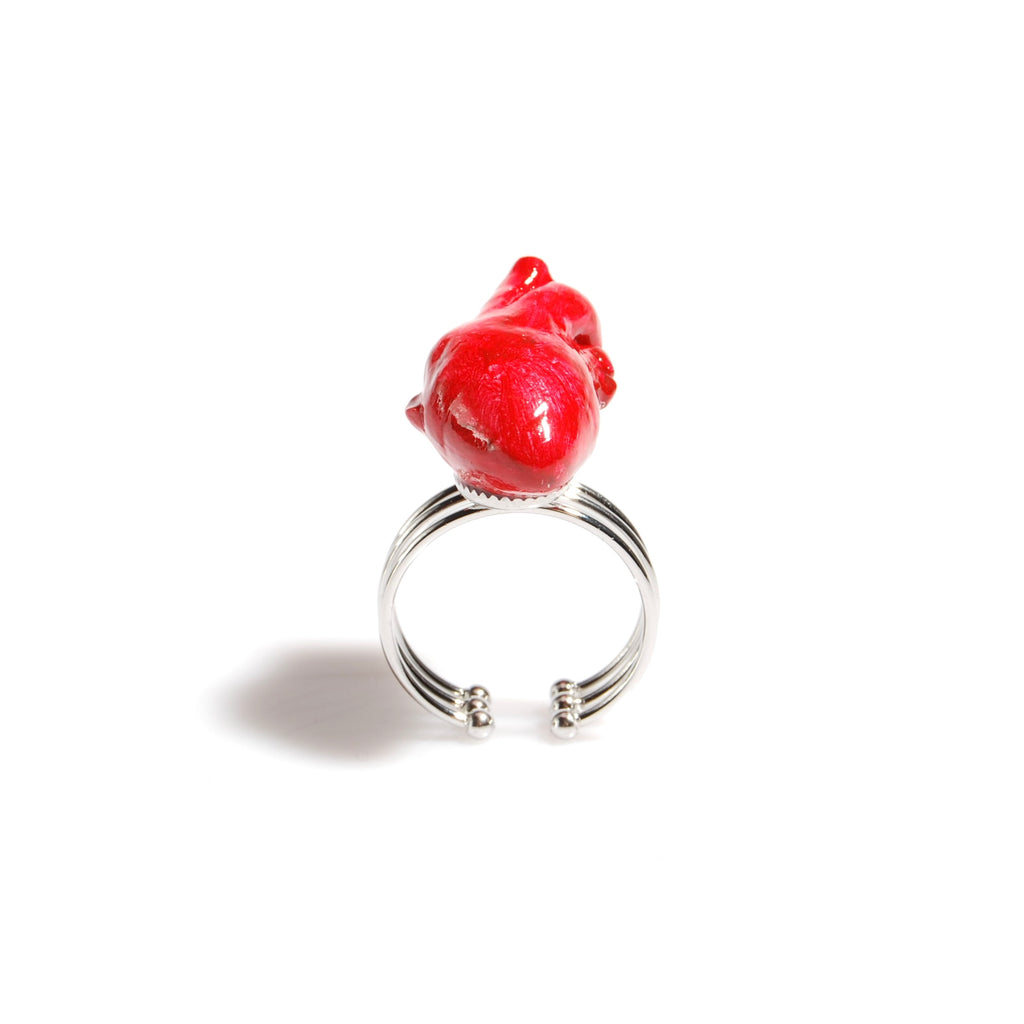 anello base tripla con cuore anatomico rosso, vista inferiore