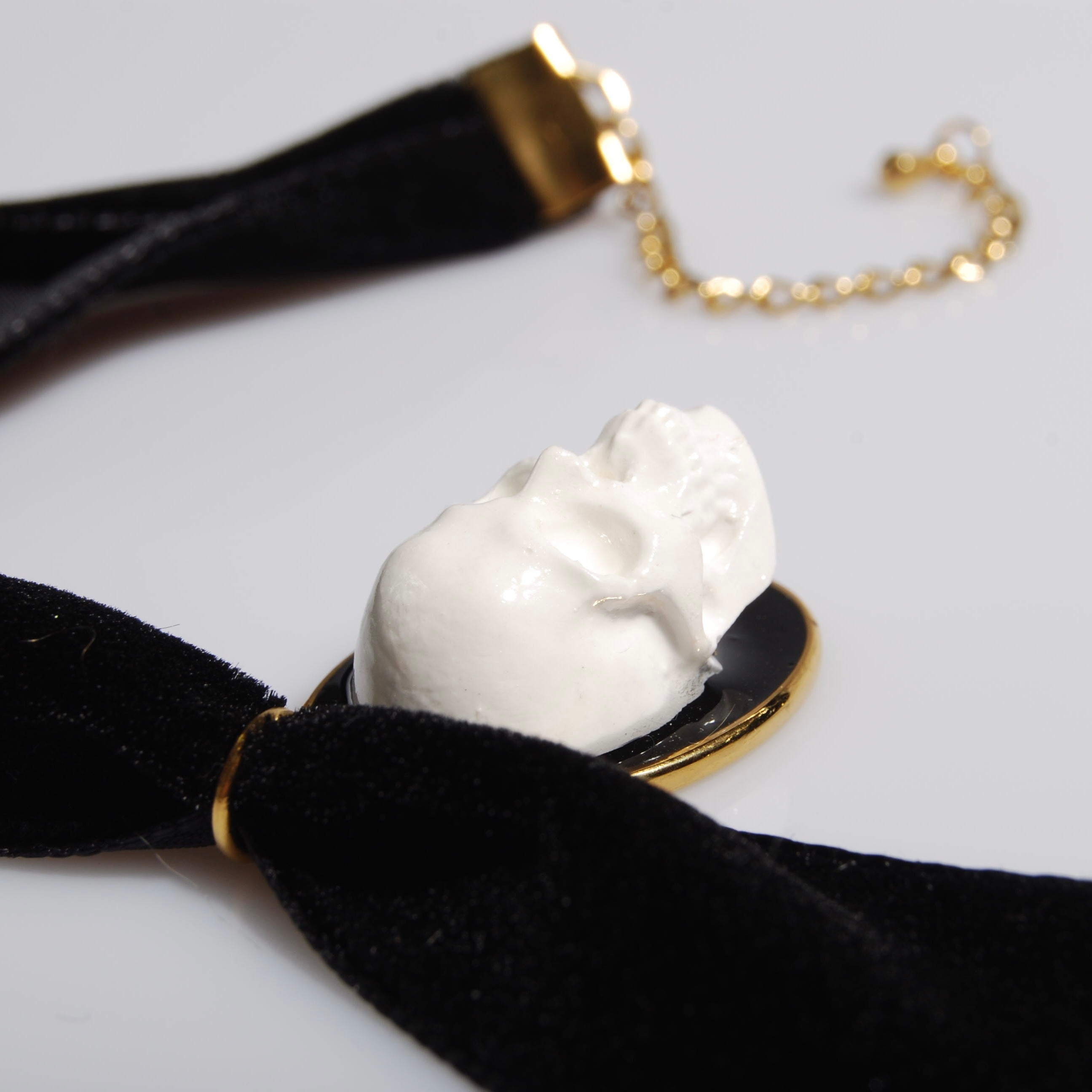 Choker Pendente Teschio Cameo - Velluto Nero