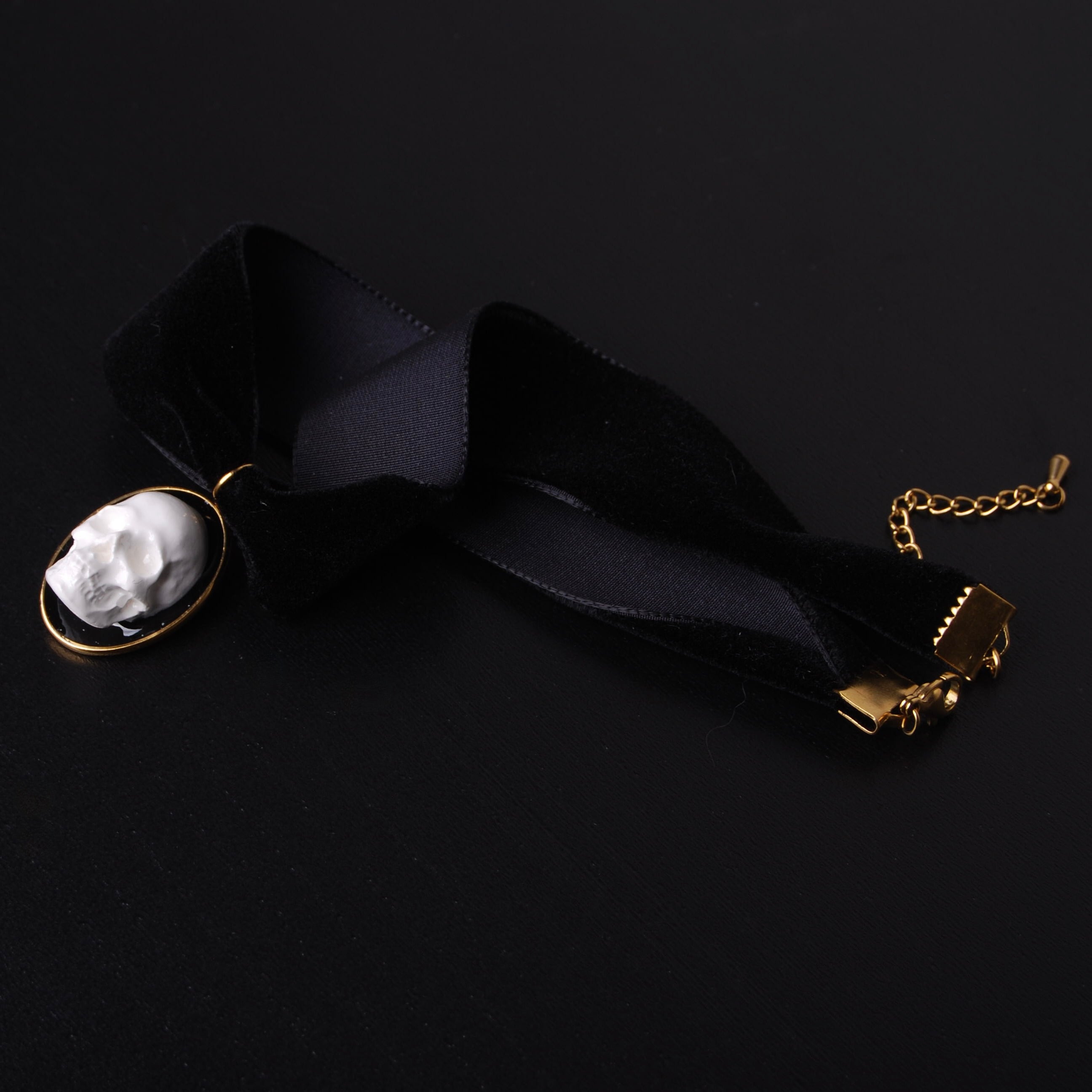 Choker Pendente Teschio Cameo - Velluto Nero