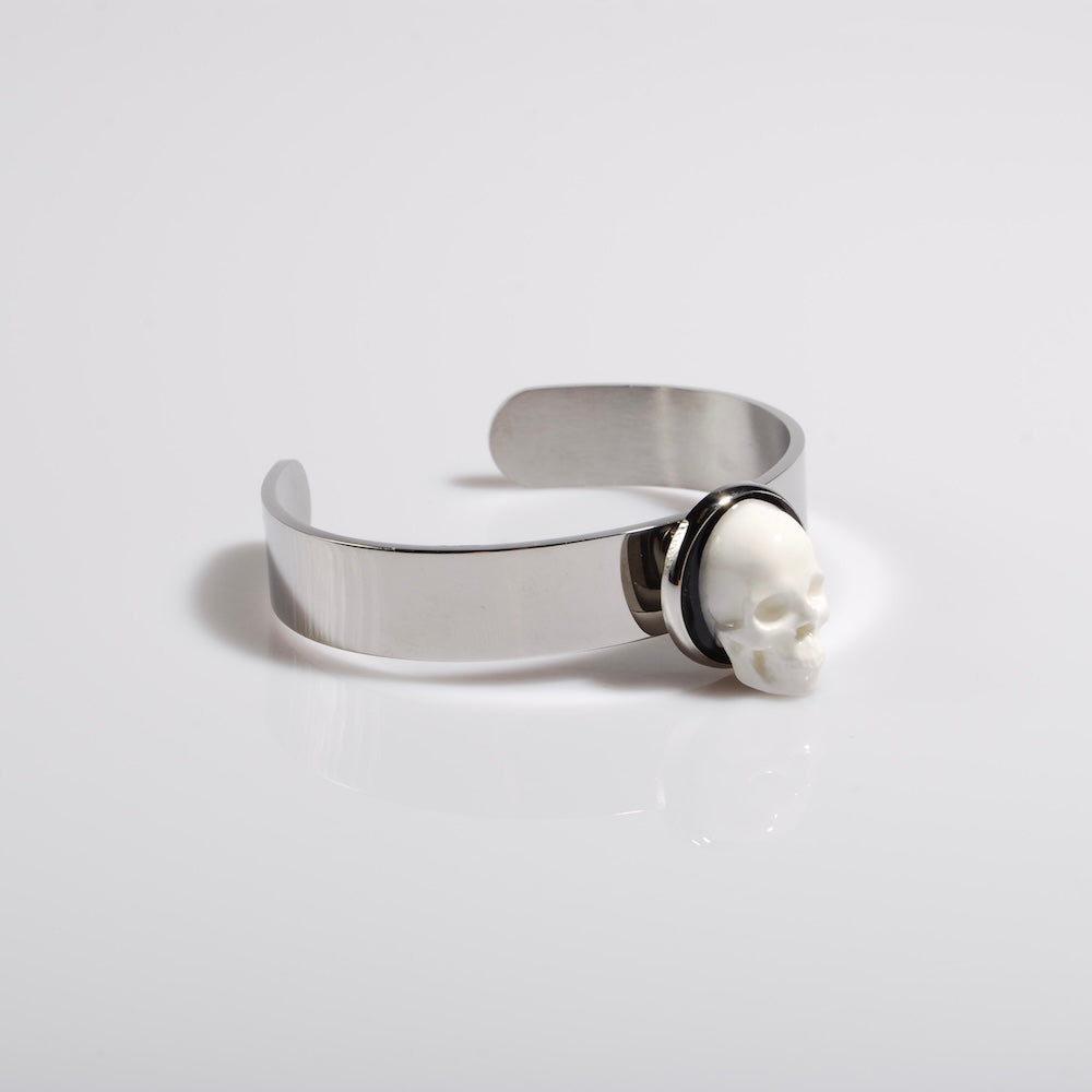 bracciale rigido con teschio cammeo, vista 3/4