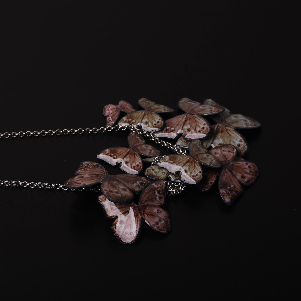 collana sciame di farfalle blue morpho, retro marrone delle farfalle