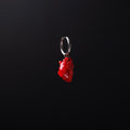 orecchini singolo a cerchio con cuore anatomico rosso